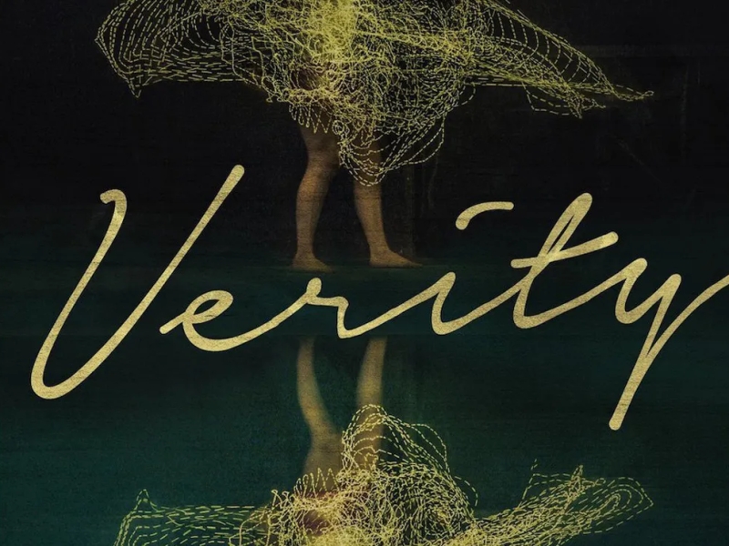 A Gripping Thriller with Intriguing Twists – Verity by Colleen Hoover